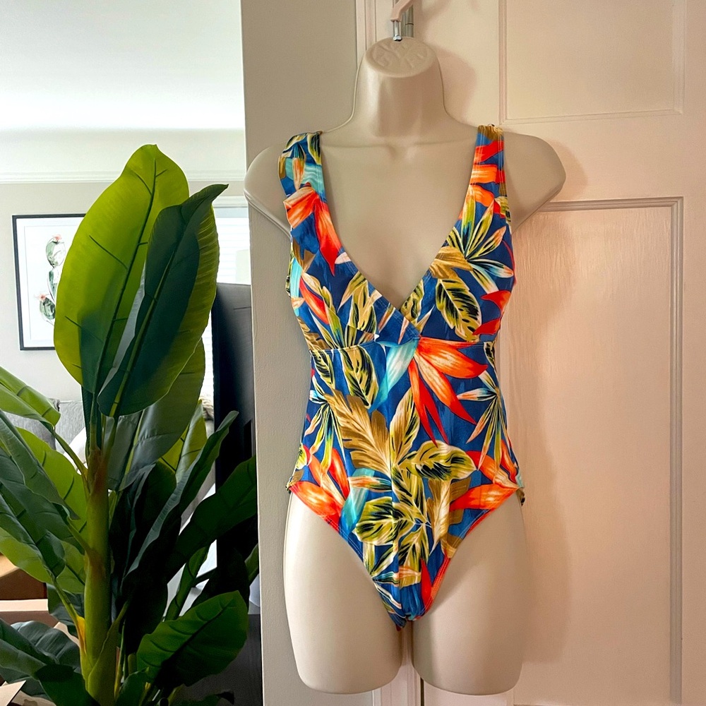 NWT Pamela Stewart One Piece M